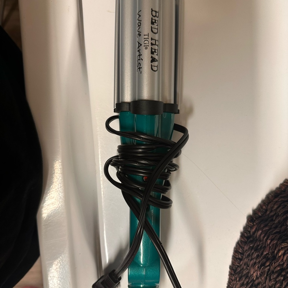 Bed Head Wave Artist Hair Waver